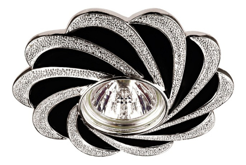 Встраиваемый светильник Novotech Pattern 370222 фото Встраиваемый светильник Novotech Pattern 370222. Фото №1